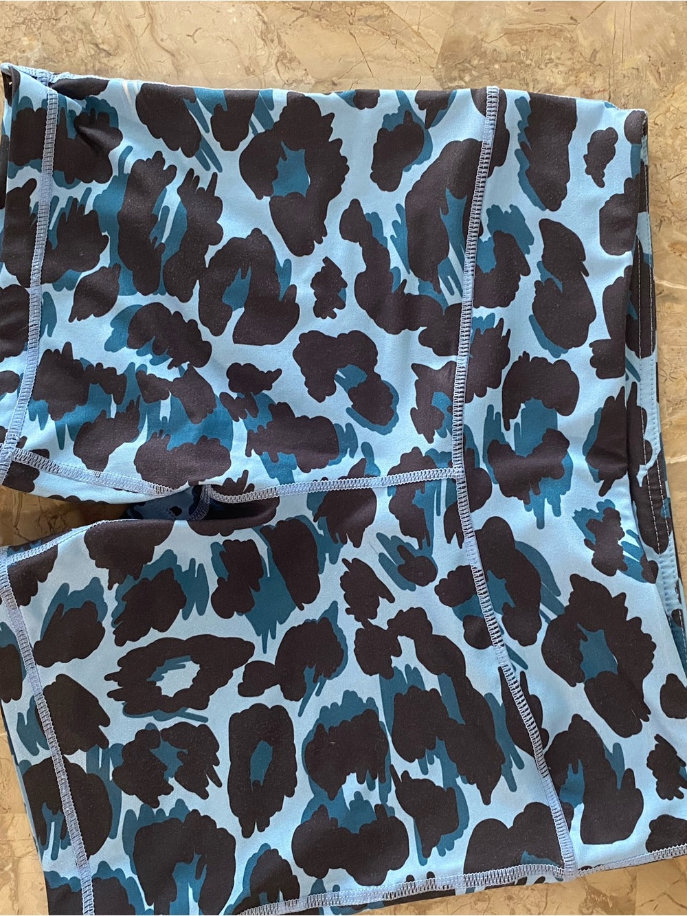 Women’s Blue Leopard Print Active Shorts Leggings